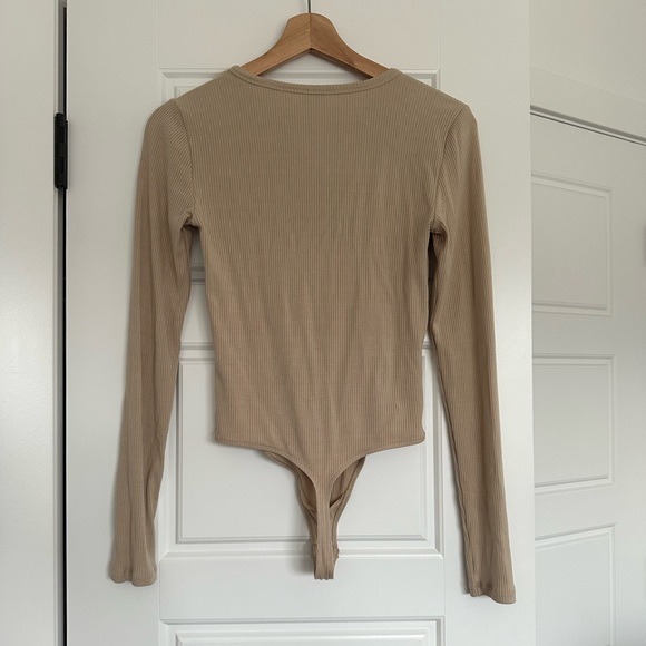 *SOLD* Wilfred Ribbed Somer Bodysuit - Picture 5 of 5
